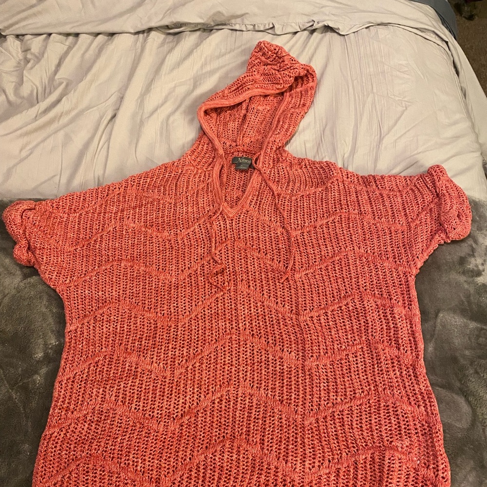 Natural reflections. Size M sweater